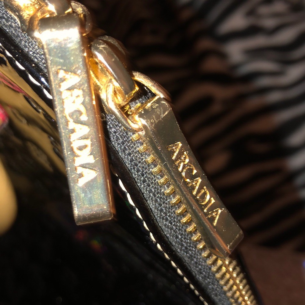 Handbag - Picture 5 of 8